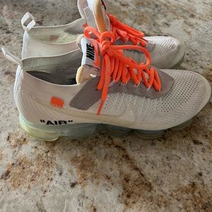 Men’s Nike x Off-White Vapormax. Still in great shape